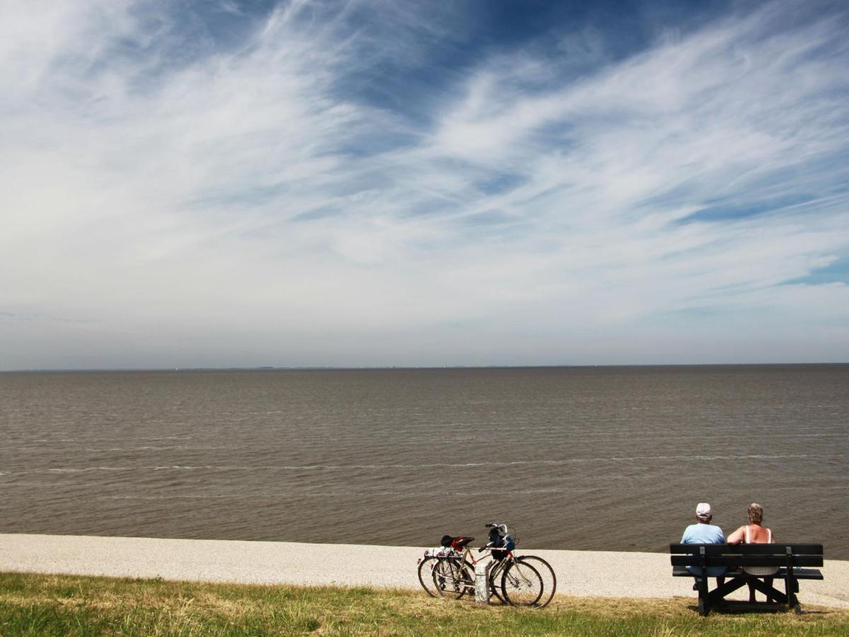 Comfy Villa In Wieringer Style Near The Wadden Sea Hippolytushoef Екстериор снимка
